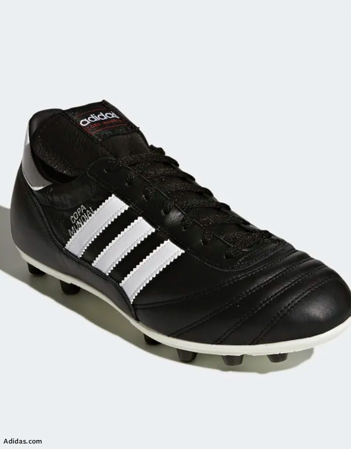 Adidas folosește k-leather pentru încălțămintea de fotbal. sursa foto Adidas