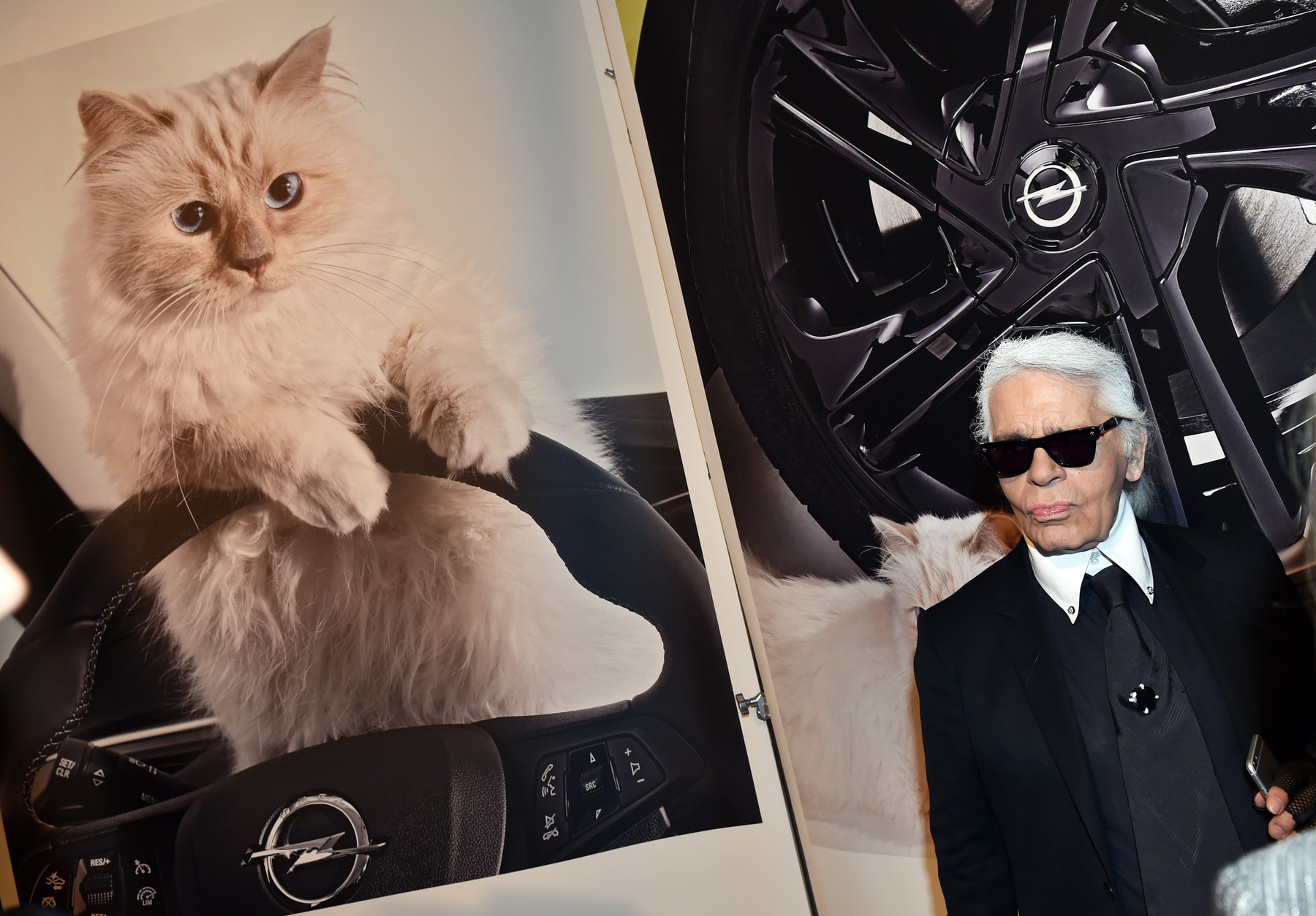 Pisica lui Karl Lagerfeld, Choupette, în noua campanie Hublot. sursa foto profimedia