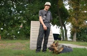 Un veteran ucrainean și-a dedicat viața ajutării câinilor din adăpost. Nu își ia liber niciodată!