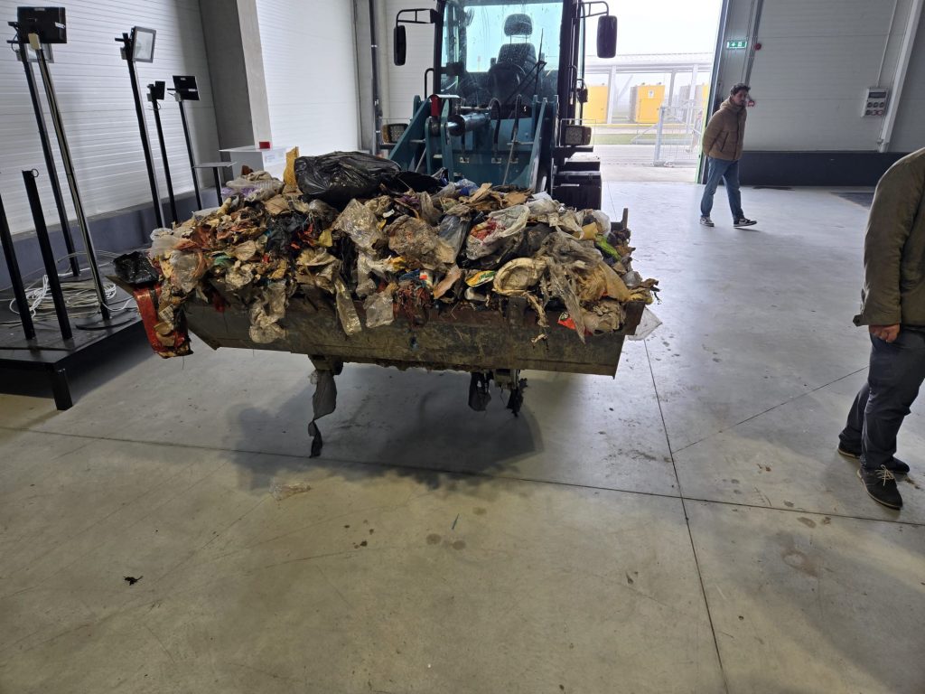 La Cluj, gunoiul este transformat în curent electric. sursa foto Facebook