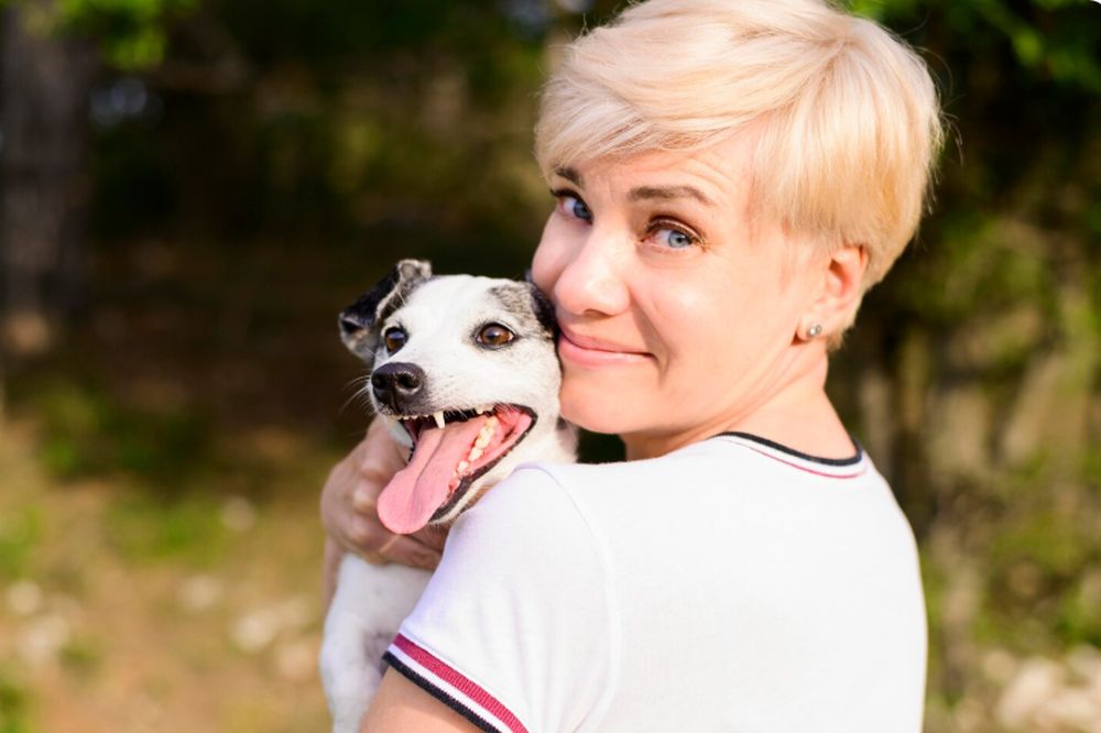 S-a dovedit științific: animalele de companie pot încetini îmbătrânirea biologică a femeilor! Cum e posibil?