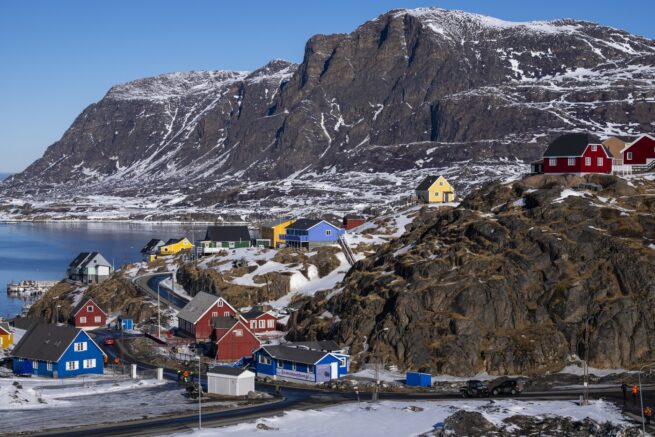 De ce este Groenlanda atât de bogată în resurse naturale?