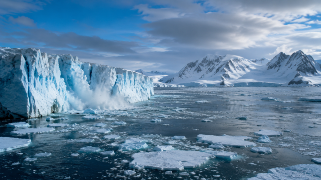 Cercetătorii știu, în sfârșit, ce a cauzat prăbușirea gheții marine din Antarctica